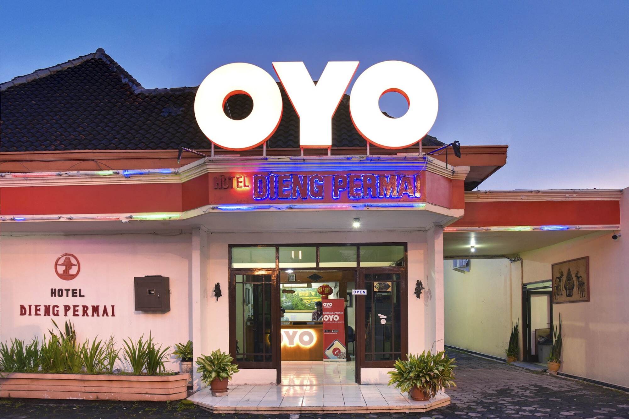 OYO 348 Hotel Dieng Permai Yogyakarta Exterior foto